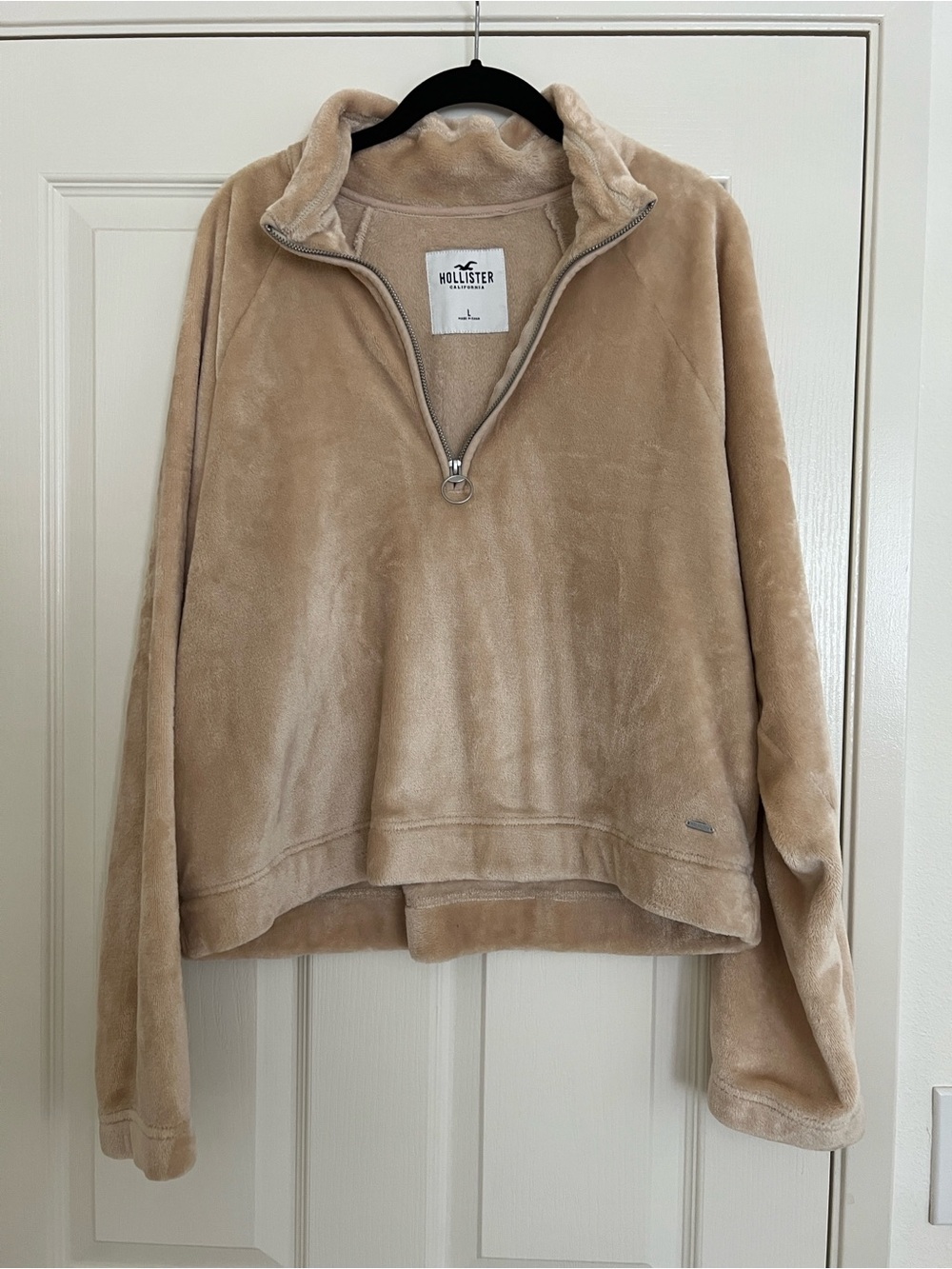 Hollister half zip